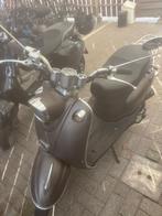 La Souris scooter met helm, Ophalen, Zo goed als nieuw, Overige typen, Overige merken