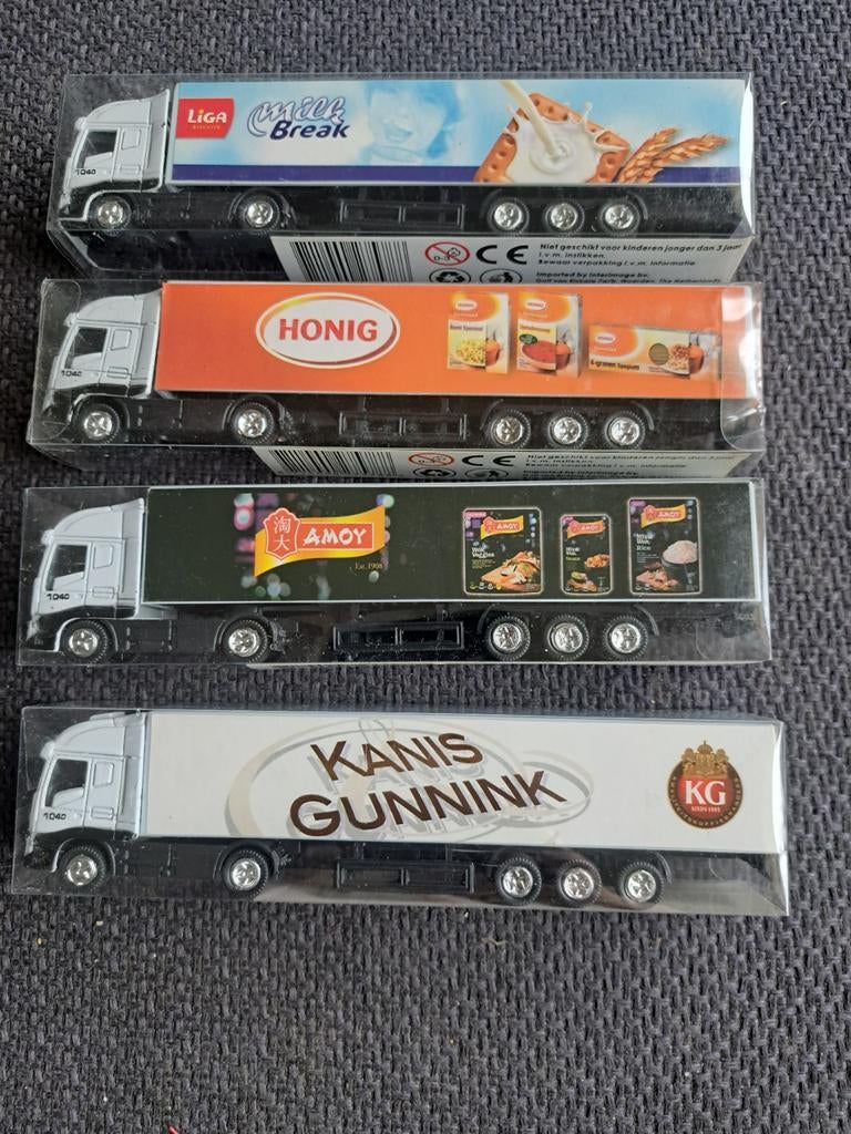 4 x 1:87 modelvrachtwagens scania 1040, Overige merken, Gebruikt, Ophalen of Verzenden, N.b