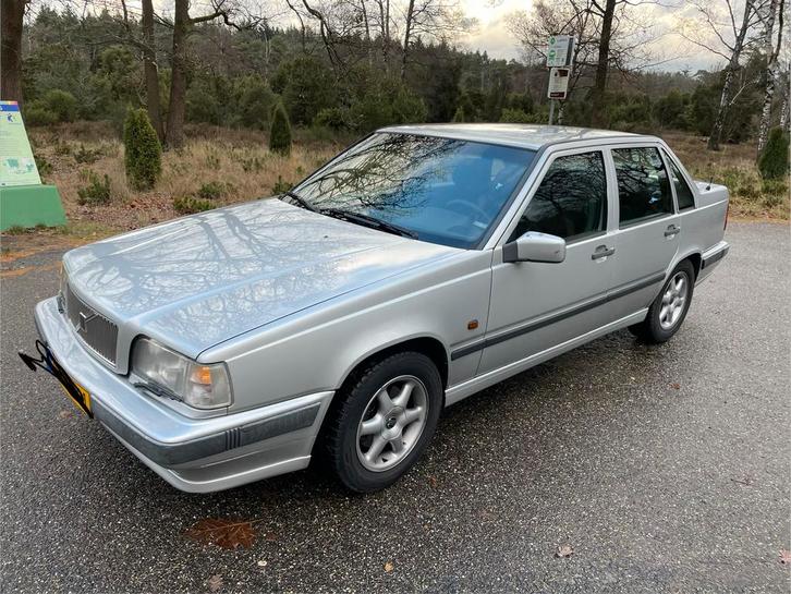 Volvo 850 2.5 GLT AUT U9 1992 Grijs, Auto's, Volvo, Particulier, Benzine, Sedan, Automaat, Origineel Nederlands, Zilver of Grijs