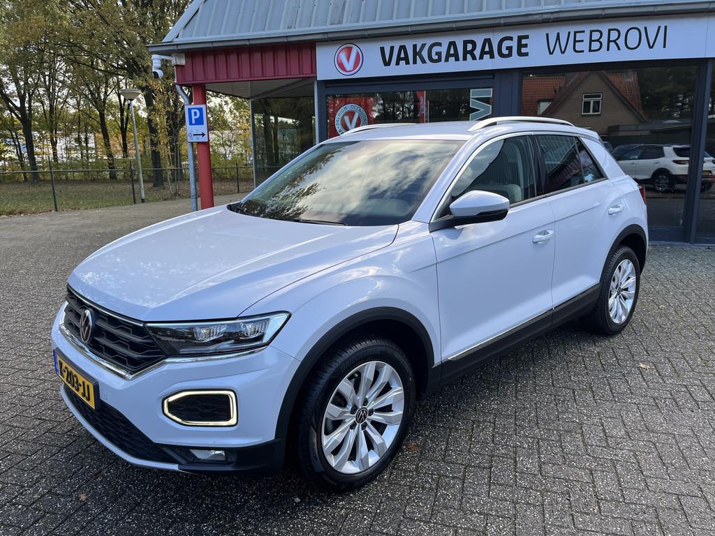 Volkswagen T-Roc 1.5 TSI Sport Orig. Nederlands/Dealer Onder, Voorwielaandrijving, Euro 6, 4 cilinders, Wit