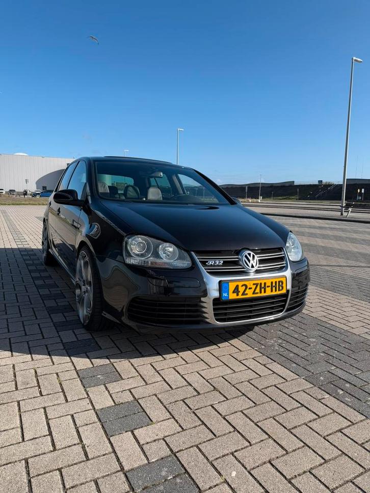 Golf 5 R32 3.2 5D Handgeschakeld, Auto's, Volkswagen, Particulier, Golf, 4x4, ABS, Airbags, Airconditioning, Bluetooth, Boordcomputer