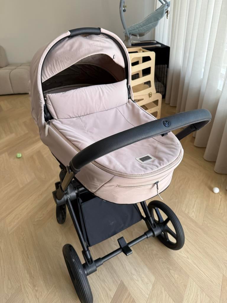 Cybex Priam 4 Cozy beige kinderwagen, Kinderen en Baby's, Kinderwagens en Combinaties, Zo goed als nieuw, Combiwagen, Met reiswieg