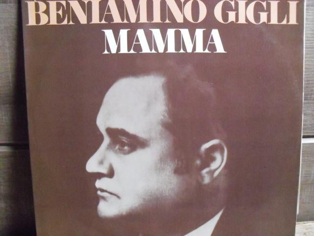 Beniamino Gigli "Mama" LP, Gebruikt, Complilatie, Ophalen of Verzenden, Romantiek
