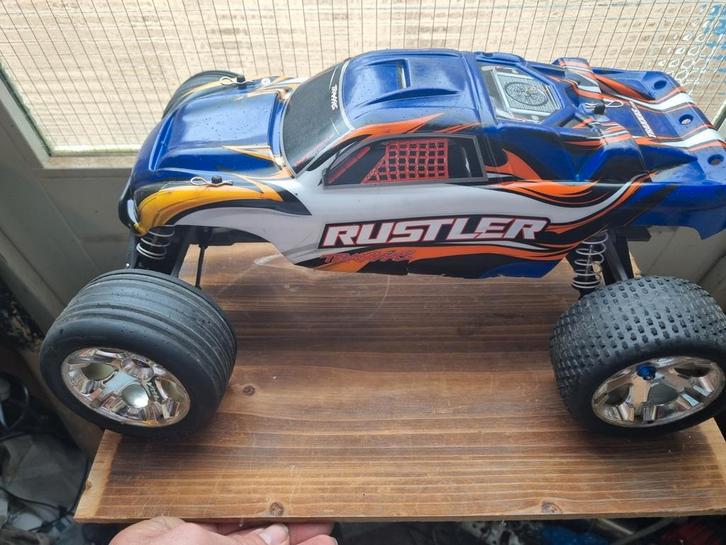 Traxxas Rustler 2wd ROLLER, Hobby en Vrije tijd, Modelbouw | Radiografisch | Auto's, Ophalen