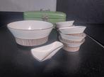 oma's vintage pinda / nootjes set van fris Edam / Holland, Huis en Inrichting, Keuken | Servies, Keramiek, Ophalen of Verzenden