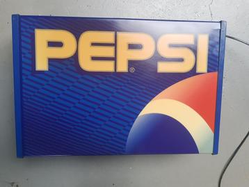 lichtbak Pepsi beschikbaar voor biedingen