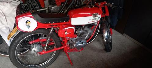Moto morino corsarino  48 cc met geel kenteken, Fietsen en Brommers, Brommers | Oldtimers, Overige merken, Ophalen