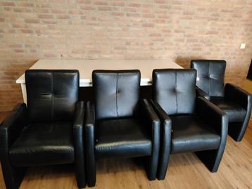 Prachtige verstelbare eetkamer stoelen beschikbaar voor biedingen
