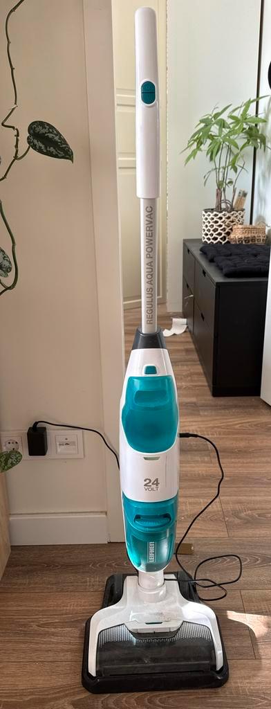 Leifheit Regulus Aqua PowerVac 24V, Witgoed en Apparatuur, Stofzuigers, Gebruikt, Waterstofzuiger, Minder dan 1200 watt, Reservoir