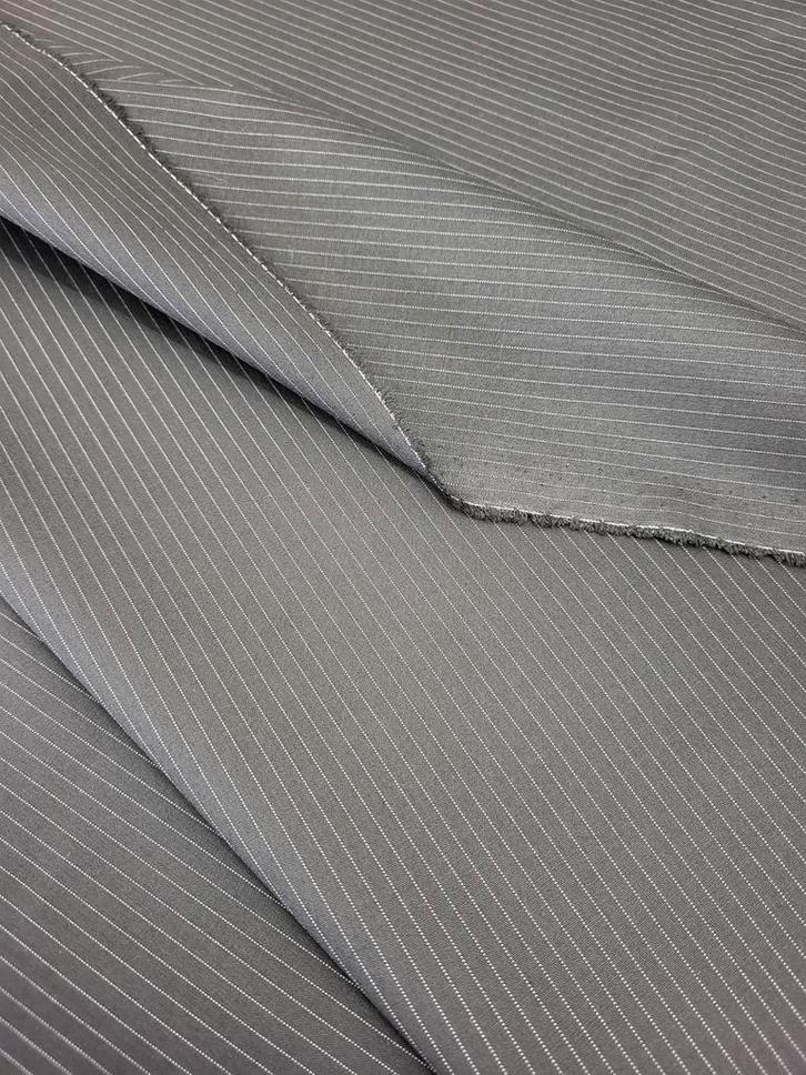 Wolmix stretch pakken broeken fijn krijtstreep 3 meter, Hobby en Vrije tijd, Stoffen en Lappen, Nieuw, Katoen, 120 cm of meer