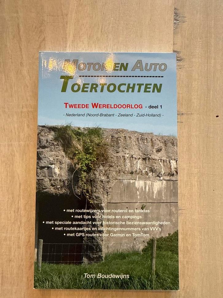 Toertochten Tweede Wereldoorlog - Deel 1, Boeken, Atlassen en Landkaarten, Gelezen, Overige typen, Nederland, 2000 tot heden, Ophalen of Verzenden