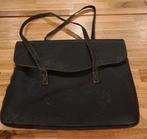 Laptoptas 17 inch zo goed als nieuw met rits en binnenvakje, Ophalen of Verzenden, 17 inch of meer, Zo goed als nieuw, Schoudertas