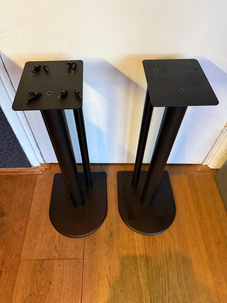 Luidsprekervoeten (met zilverzand gevulde buizen), Audio, Tv en Foto, Audiokabels en Televisiekabels, Gebruikt, Luidsprekerkabel