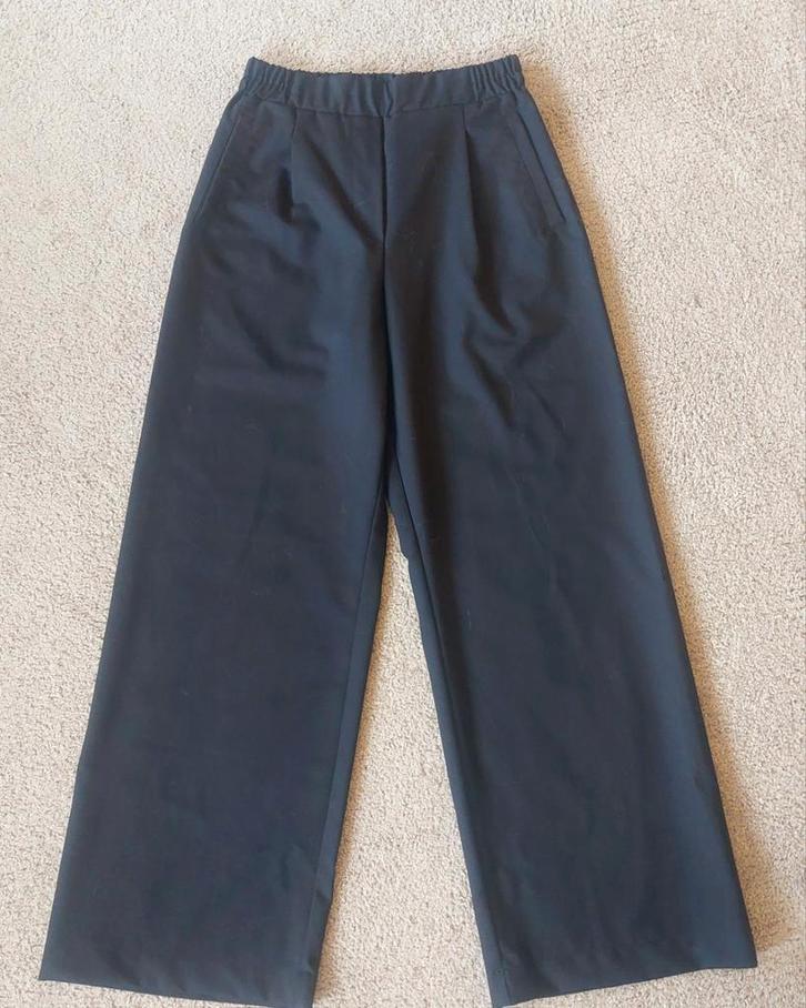 Joline Jolink wollen broek - wijde pijp, zwart maat s, Kleding | Dames, Broeken en Pantalons, Zo goed als nieuw, Maat 36 (S), Zwart