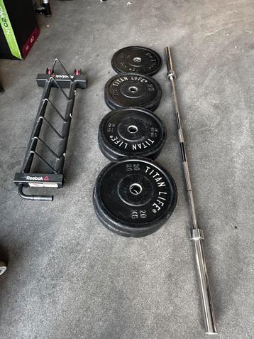 150kg  Bumperplates +  Barbell 220cm ,20kg + Opbergrek beschikbaar voor biedingen