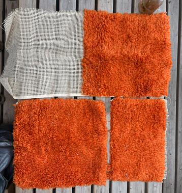 Retro wol/kussens beschikbaar voor biedingen