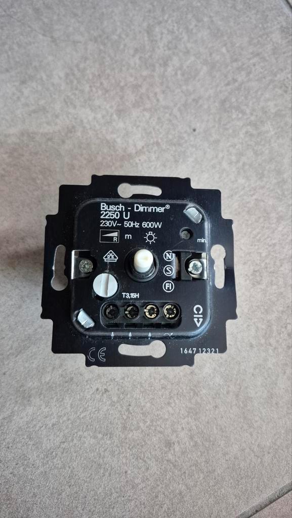 Busch-Jaeger 2250 U R-dimmer voor gloei- en halogeenlampen, Doe-het-zelf en Verbouw, Elektra en Kabels, Gebruikt, Schakelaar, Ophalen of Verzenden