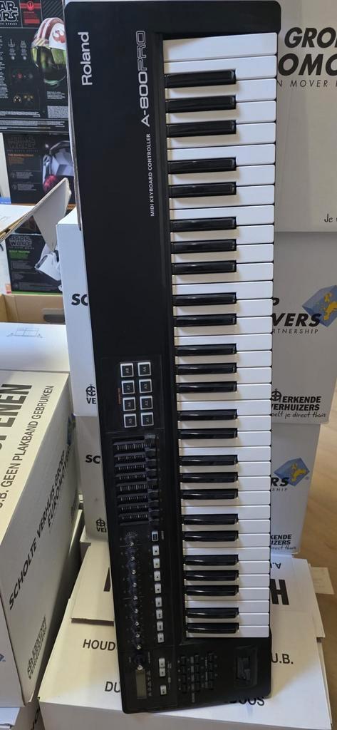 Roland A-800PRO MIDI Keyboard Controller - 61 toetsen, Muziek en Instrumenten, Keyboards, Gebruikt, 61 toetsen, Roland, Aanslaggevoelig