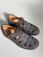 Nette donker bruine. Sandalen maat 45 met Dichte hie, Ophalen of Verzenden, Zo goed als nieuw, Bruin, Sandalen