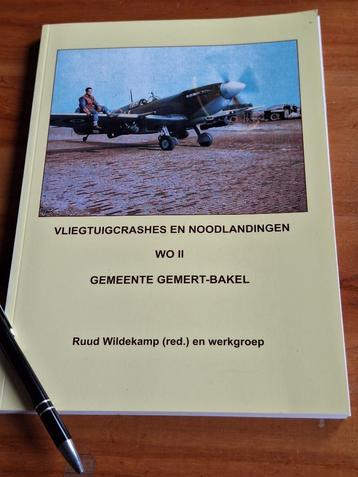Vliegtuigcrashes en noodlandingen in WO II  gemeente Gemert  beschikbaar voor biedingen