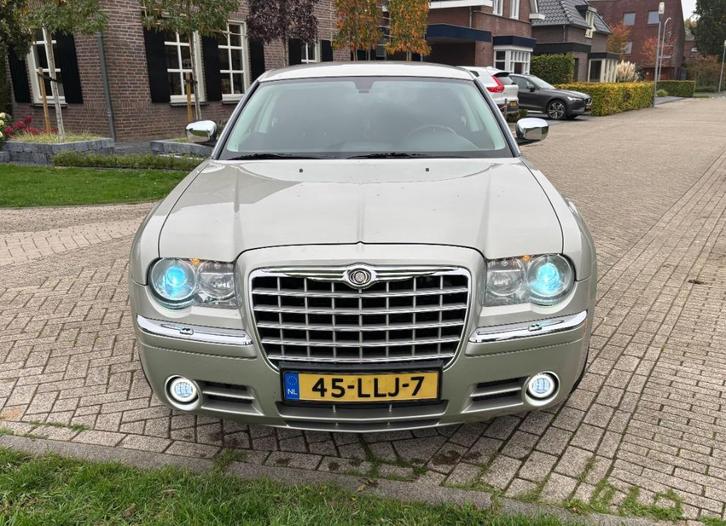 Chrysler 300C 3.5 I V6 AUT 2010, Auto's, Chrysler, Particulier, 300C, ABS, Adaptive Cruise Control, Airbags, Airconditioning, Alarm