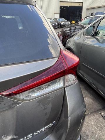 Achterlicht rechts Toyota Auris Touring Sports ('13-'19) beschikbaar voor biedingen