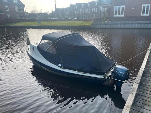Boot bootje met 6 pk yamaha four stroke motor startknop, Watersport en Boten, Sloepen, Gebruikt, Tot 10 pk, 3 tot 6 meter, Buitenboordmotor