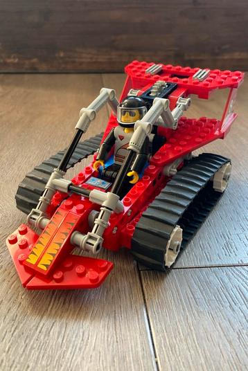 Lego technic 8229 tread trekker met doos beschikbaar voor biedingen
