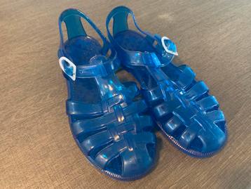 Waterschoenen maat 29 blauw beschikbaar voor biedingen