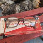 American Optical vintage Safety Classes in origineel doosje, Verzamelen, Overige Verzamelen, Gebruikt, Ophalen of Verzenden