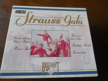 5 CD's in box - Strauss gala beschikbaar voor biedingen