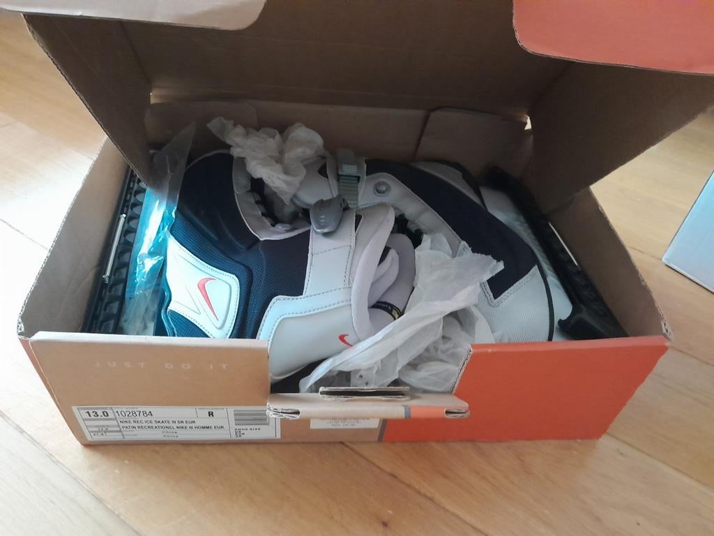Nike schaatsen maat 13, Sport en Fitness, Schaatsen, Ophalen of Verzenden, Zo goed als nieuw, IJshockeyschaatsen, Overige merken