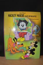 leuk vintage (1976)Walt Disney/Mickey Mouse POPPENKASTBOEK, Ophalen of Verzenden, Mickey Mouse, Zo goed als nieuw, Overige typen