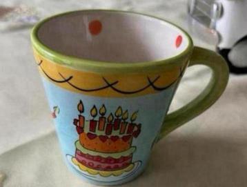 DIV.: koffiekopjes .DE / L.Dake en Z’n. / Suske en Wiske etc beschikbaar voor biedingen