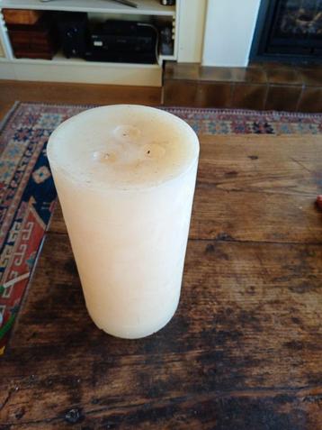 Grote Kaars - 5 Kilo - Eenmalig Gebruikt beschikbaar voor biedingen