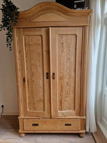 Prachtige kast voor op kinderkamer  beschikbaar voor biedingen