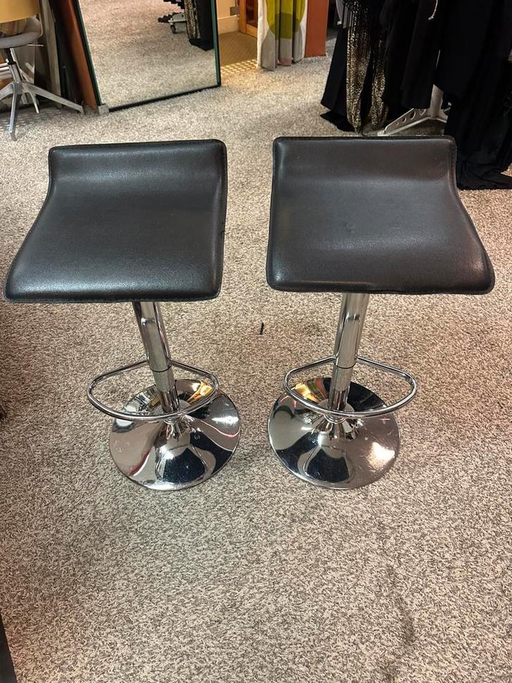 Barkrukken set van 2 setprijs, Huis en Inrichting, Barkrukken, Zo goed als nieuw, 60 tot 90 cm, Ophalen of Verzenden