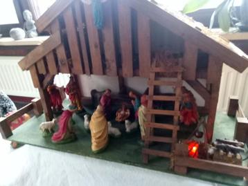 Complete Kerststal met kerstgroep  beschikbaar voor biedingen