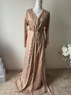 Takchita te HUUR, Ophalen, Zo goed als nieuw, Maat 46/48 (XL) of groter, Overige typen