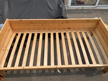 Gratis Lifetime bed 2 meter beschikbaar voor biedingen
