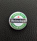 Heineken - 25 mm button/speld/pin - groen/wit, Ophalen of Verzenden, Nieuw, Overige typen, Heineken