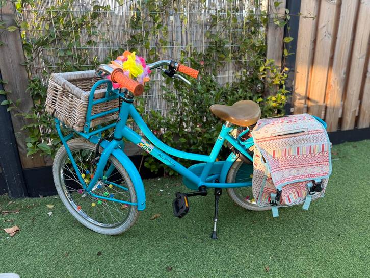 Alpina cargo meisjefiets blauw 20 inch + mand en fietstas, Fietsen en Brommers, Fietsen | Meisjes, Zo goed als nieuw, 20 inch