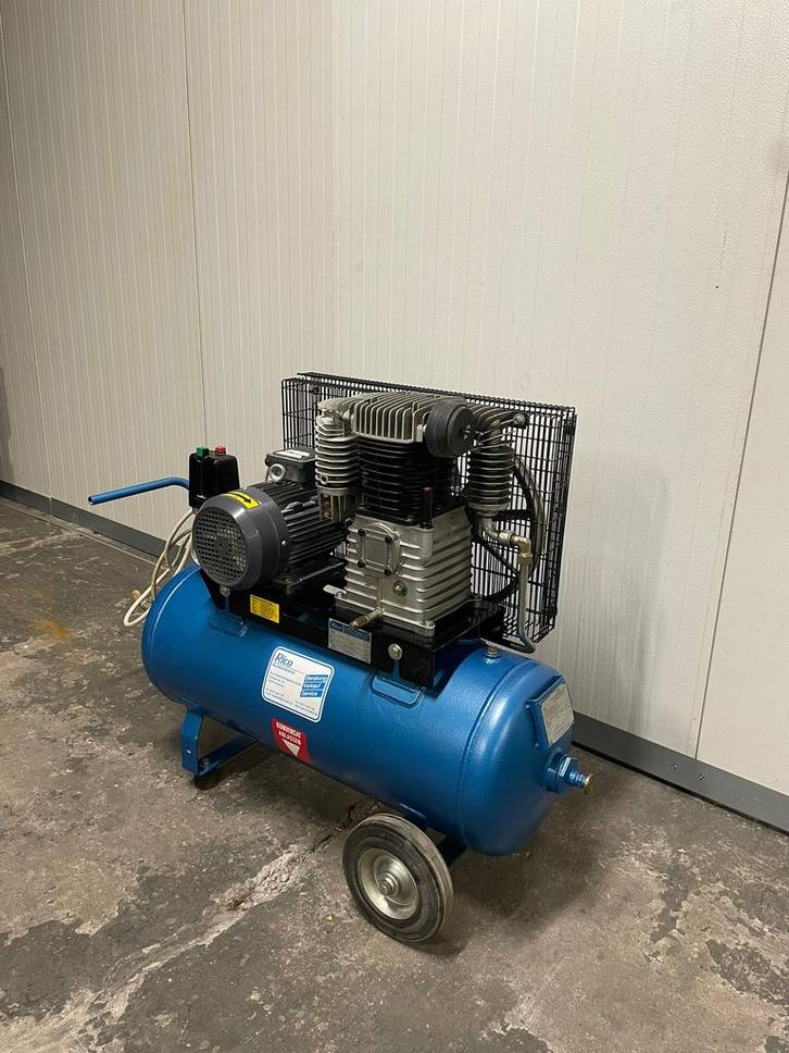 Compressor Chinook Shamal, Doe-het-zelf en Verbouw, Compressors, Zo goed als nieuw, 6 tot 10 bar, 100 liter of meer, Ophalen