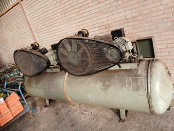 Grote compressor alup beschikbaar voor biedingen