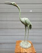 Antiek brons standbeeld van een Kraanvogel tuinbeeld, Verzenden, Zo goed als nieuw, Metaal, Dierenbeeld