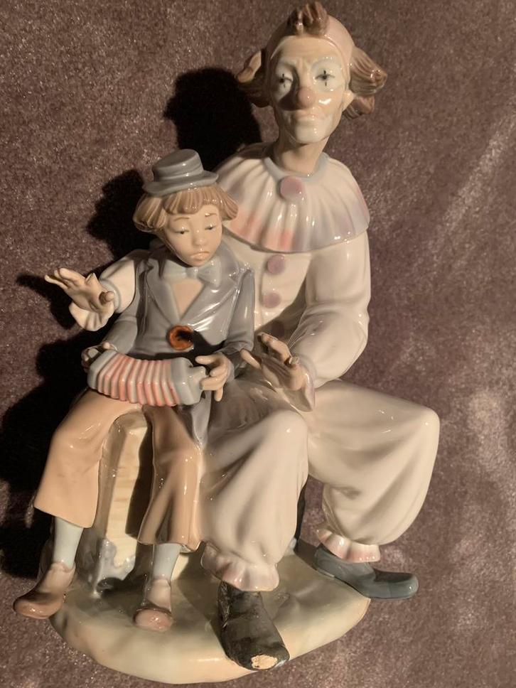 Vintage Spaans Porselein Clown beeldje music les Nao Lladro, Verzamelen, Beelden en Beeldjes, Mens, Ophalen of Verzenden