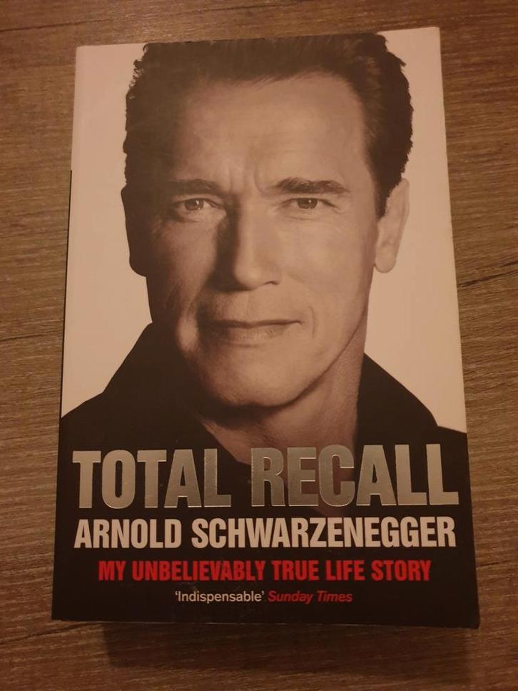 Total Recall - Arnold Schwarzenegger Autobiografie, Boeken, Biografieën, Gelezen, Film, Tv en Media, Ophalen of Verzenden