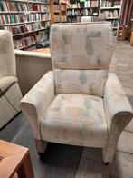 Electrisch bedienbare relaxfauteuil, Ophalen, Gebruikt, Stof