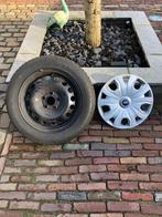 Ford connect Winterbanden, + velgen met wieldoppen, Ophalen of Verzenden, Zo goed als nieuw