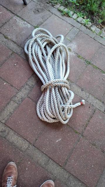Tros, lijn, touw 22 mm, 27 meter beschikbaar voor biedingen